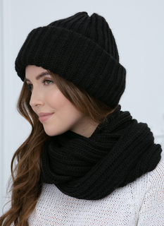 Шапка женская Siberika 1023/1 черная 54-56