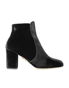 Полусапоги и высокие ботинки Charlotte Olympia
