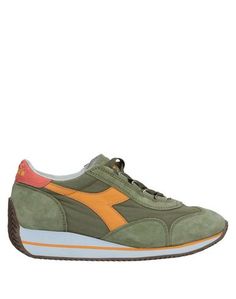 Низкие кеды и кроссовки Diadora