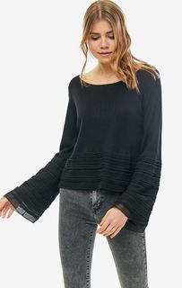 Черный джемпер с расклешенными рукавами Patrizia Pepe