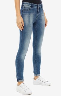Джинсы скинни со стандартной посадкой J01 Armani Exchange