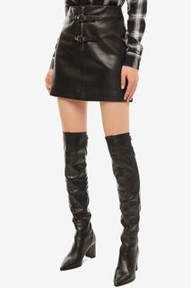 Короткая кожаная юбка черного цвета Pinko