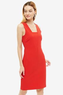 Красное платье-футляр Sisley