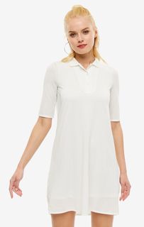 Белое платье с плиссированной спинкой Lacoste