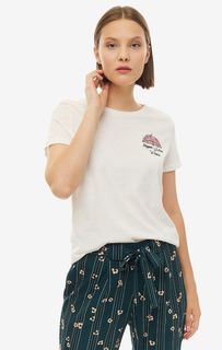 Белая хлопковая футболка с ярким декором Vero Moda