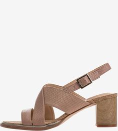 Кожаные босоножки на устойчивом каблуке Clarks