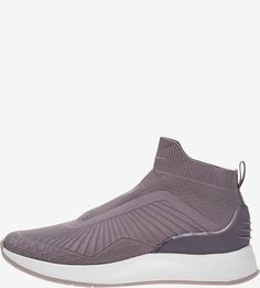 Сиреневые текстильные кроссовки Fashletics by Tamaris