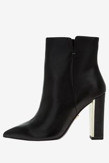 Кожаные полусапоги на каблуке Heart & Sole Tamaris