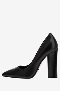 Черные кожаные туфли Vitacci