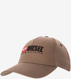 Бежевая бейсболка с логотипом бренда Diesel