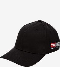 Черная бейсболка с вышивкой Diesel