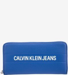 Синий кошелек на молнии с логотипом бренда Calvin Klein Jeans