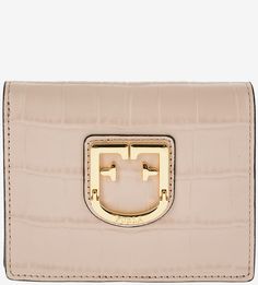 Бежевый кожаный кошелек с металлическим декором Belvedere Furla