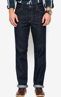 Прямые джинсы со стандартной посадкой Tramper Mustang
