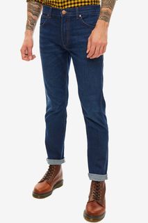 Прямые синие джинсы с декоративными заломами Greensboro Wrangler