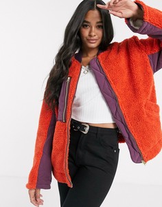 Куртка из искусственного меха с контрастным карманом в стиле милитари Free People-Красный