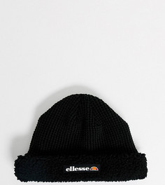 Черная шапка-бини с искусственным мехом ellesse эксклюзивно для ASOS-Черный