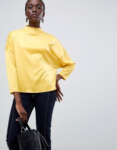 Атласный топ с высоким воротом Vero Moda Aware-Желтый