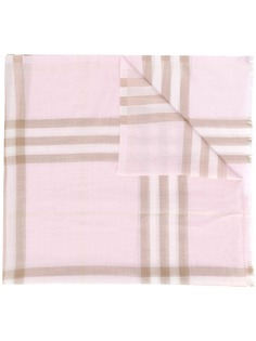 Burberry легкий шарф в клетку Giant Check