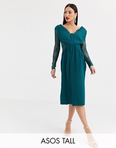 Плиссированное платье миди с длинными рукавами и кружевом ASOS DESIGN Tall-Зеленый
