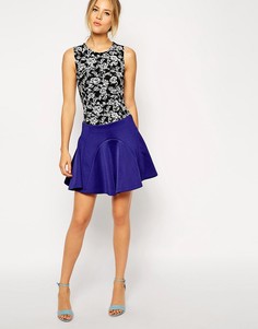 Короткая расклешенная юбка с клиньями ASOS-Мульти