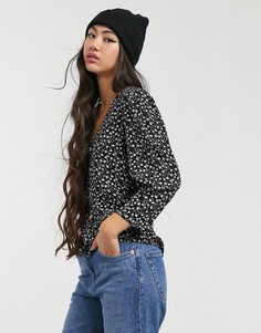 Черная блузка на пуговицах с цветочным принтом и пышными рукавами Monki-Черный