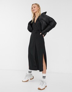 Черное атласное платье миди с запахом Monki-Черный