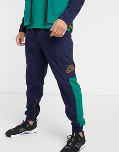 Темно-синие джоггеры с принтом Nike Training sport pack-Темно-синий