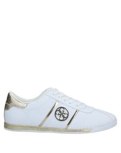Низкие кеды и кроссовки Guess