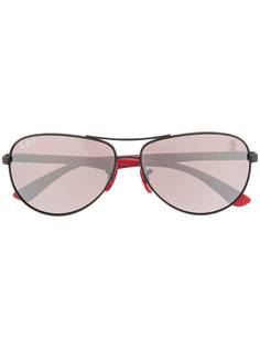 Ray-Ban солнцезащитные очки из коллаборации со Scuderia Ferrari
