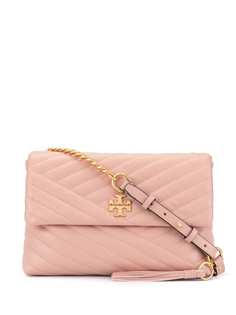 Tory Burch сумка на плечо Kira с откидным клапаном и узором шеврон
