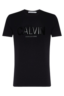 Черная футболка с крупным логотипом Calvin Klein