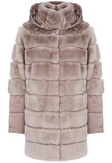 Шуба из меха кролика с комбинированными рукавами Virtuale Fur Collection