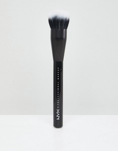 Кисть для нанесения тональной основы с двумя видами щетины NYX Professional Make-Up Pro-Бесцветный
