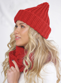 Шапка женская Siberika 1037/46 красная 54-56