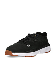 gumshoes DC Shoes