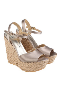 Босоножки Stuart Weitzman