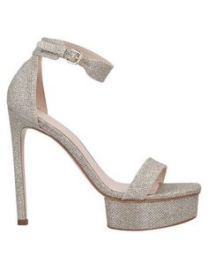 Сандалии Stuart Weitzman