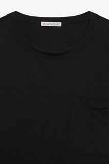 Черная футболка с карманом Moncler