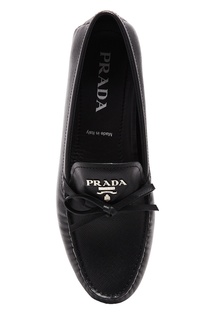 Черные кожаные мокасины Prada