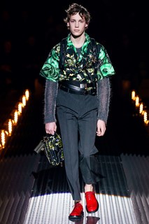 Рубашка с принтом и коротким рукавом Prada