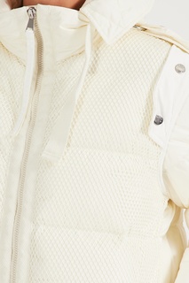 Белая удлиненная куртка с капюшоном Moncler