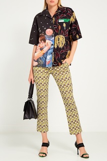 Зеленые лакированные босоножки Prada