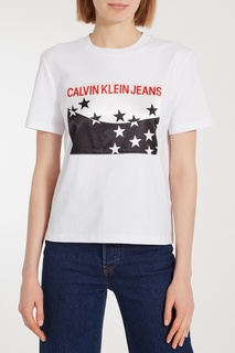 Белая футболка с нашивкой Calvin Klein