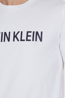 Белая футболка с логотипами Calvin Klein