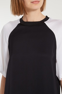 Черная футболка с белыми рукавами Calvin Klein
