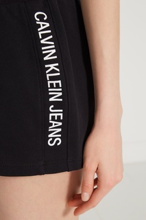 Черные шорты с логотипами Calvin Klein