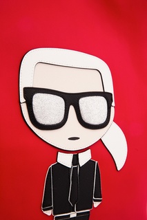 Красная сумка с аппликацией Karl Lagerfeld