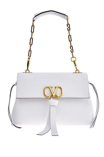 Белая кожаная сумка на цепочке Valentino Garavani