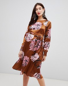 Атласное платье миди с цветочным принтом Mamalicious maternity-Мульти Mama.Licious